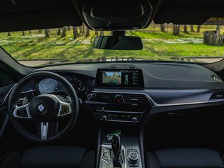 Прокат BMW 520d G30 2020 — аренда авто в Калининграде — фото 12