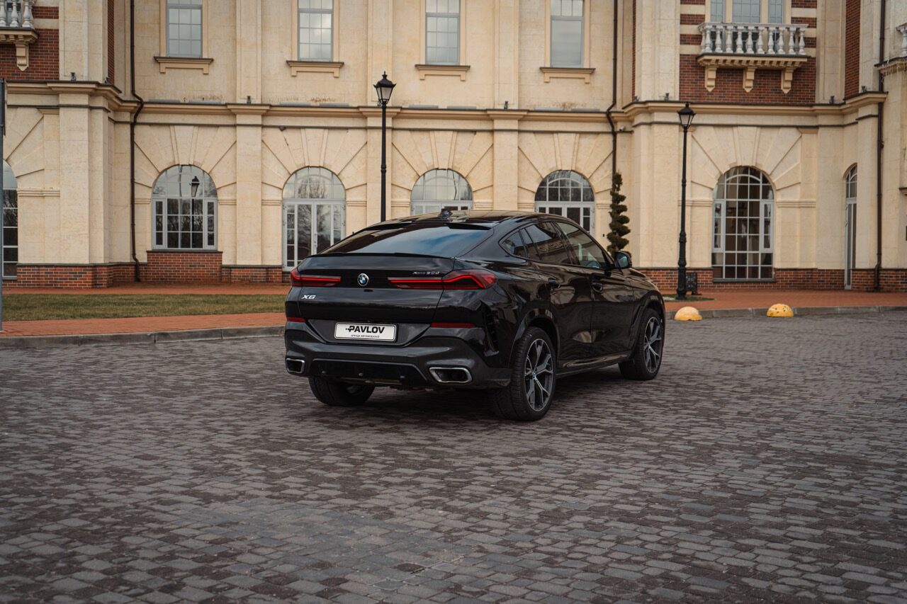 BMW X6 2021 — аренда авто в Калининграде — фото 7
