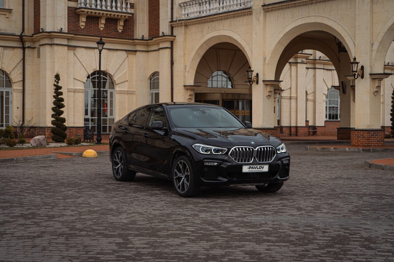 BMW X6 2021 — аренда авто в Калининграде — фото 4