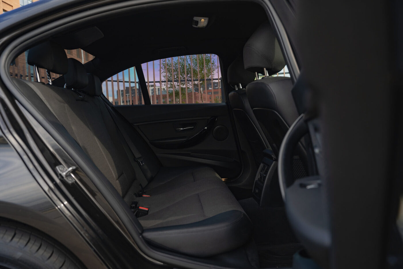 BMW 3 F30 2015 — аренда авто в Калининграде — фото 12