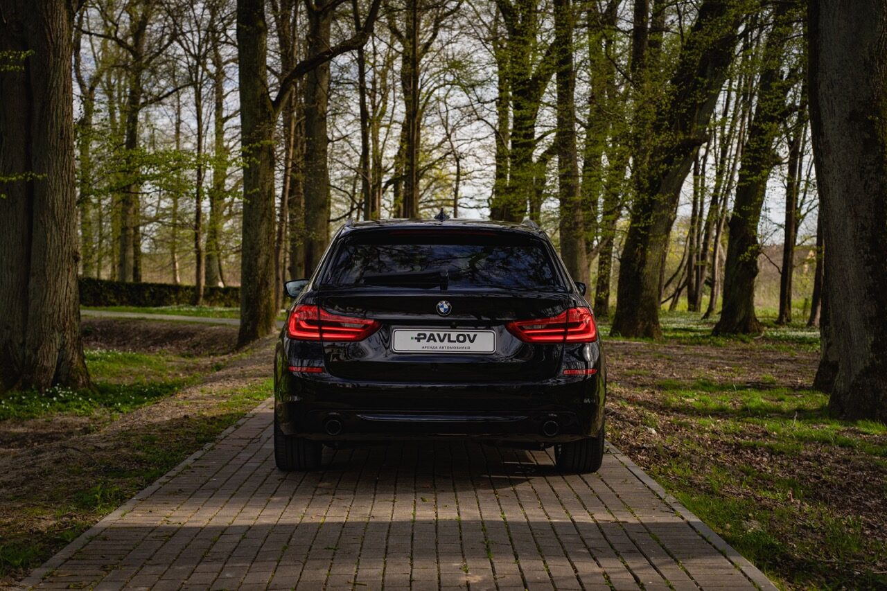 BMW 520d G31 2018 — аренда авто в Калининграде — фото 21