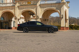 Прокат BMW 730d — аренда авто в Калининграде — фото 8