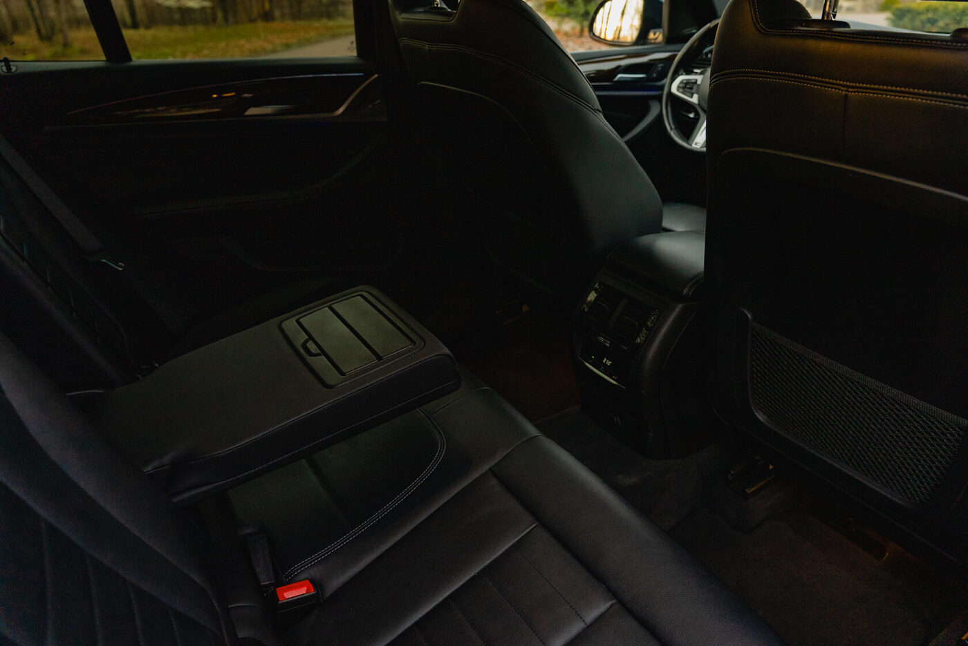 BMW X3 2019 — аренда авто в Калининграде — фото 17