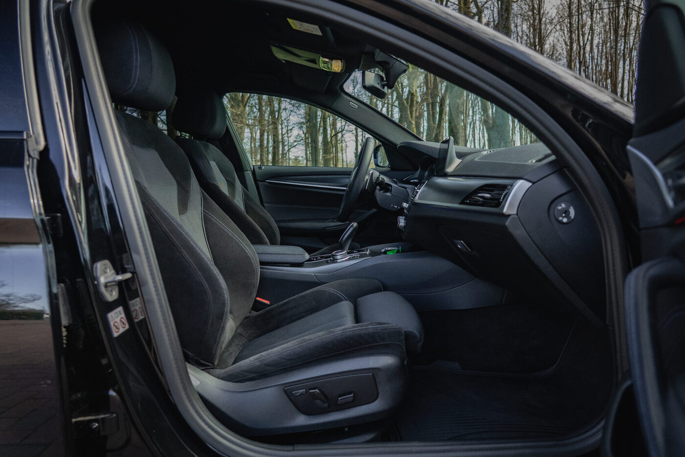 BMW 520D XDRIVE G30 2018 — аренда авто в Калининграде — фото 15