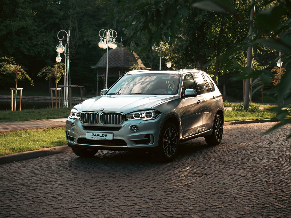 Прокат BMW X5 — аренда авто в Калининграде