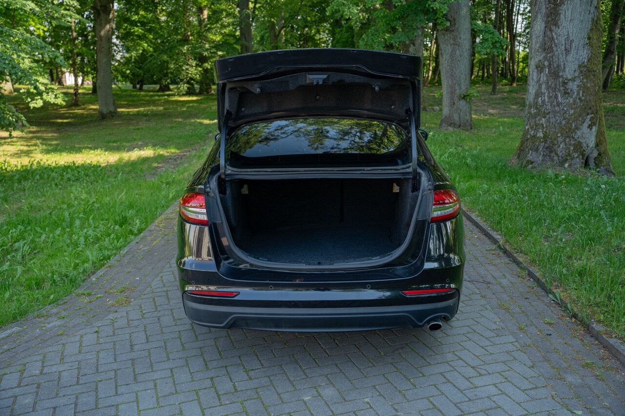 Ford Fusion 2020 — аренда авто в Калининграде — фото 6