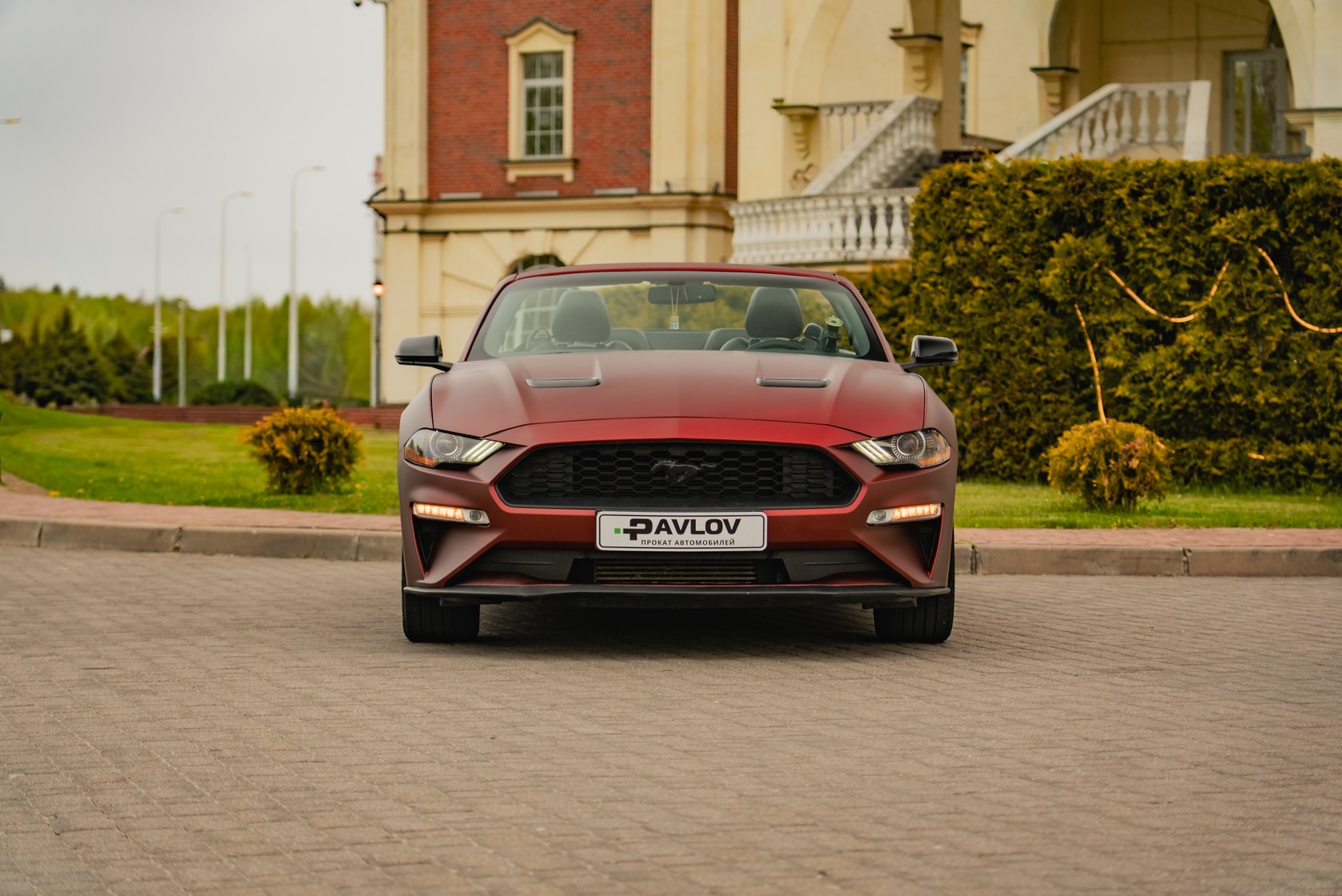 Ford Mustang cabrio 2018 — аренда авто в Калининграде — фото 2