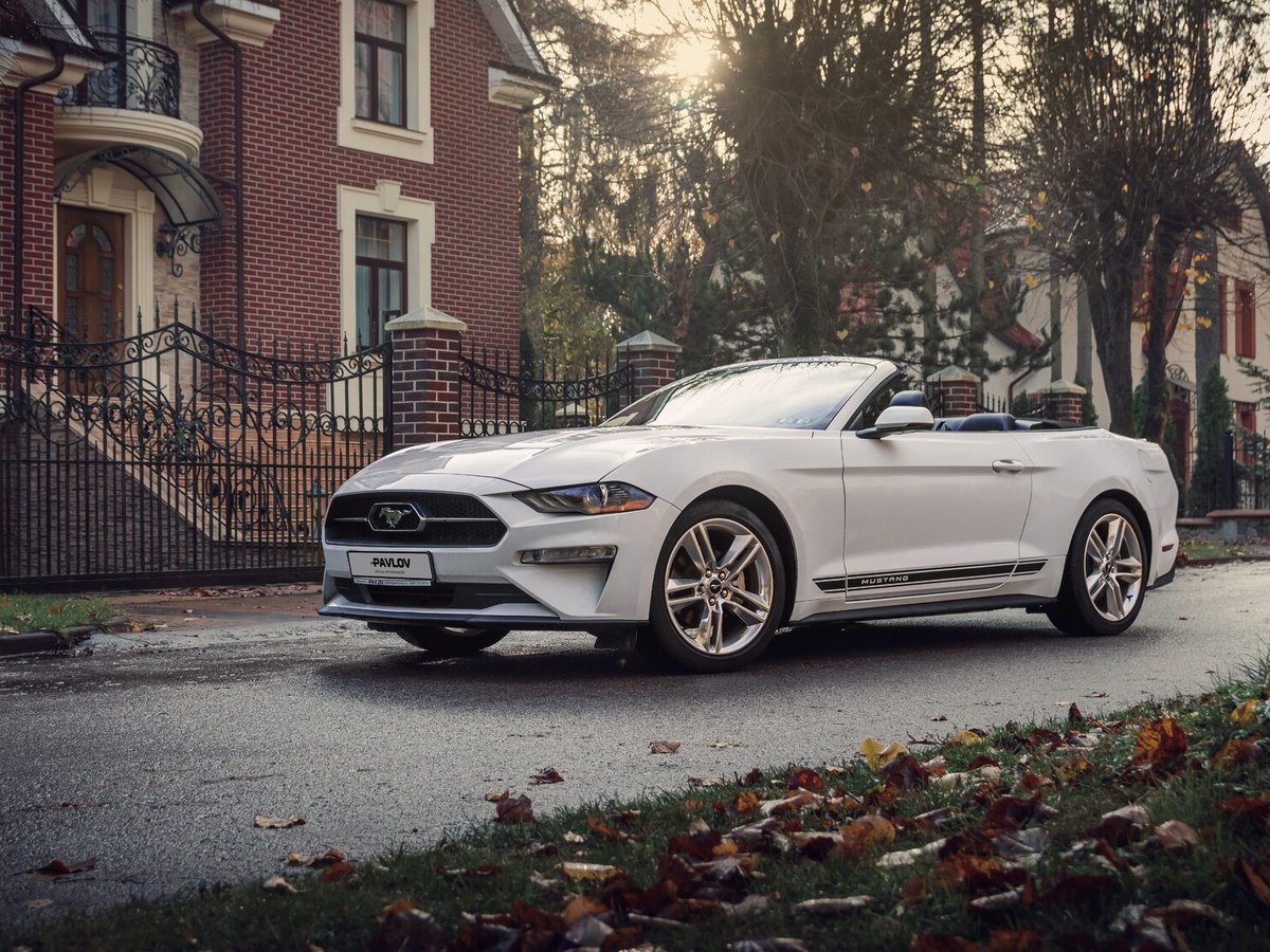 Прокат Ford Mustang cabrio 2021 — аренда авто в Калининграде