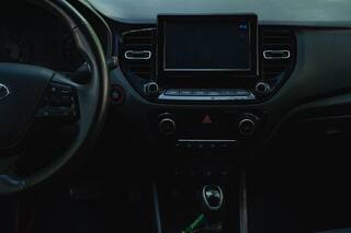Прокат Hyundai Solaris — аренда авто в Калининграде — фото 19