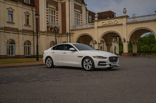 Прокат Jaguar XE — аренда авто в Калининграде — фото 4
