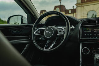 Прокат Jaguar XE — аренда авто в Калининграде — фото 25