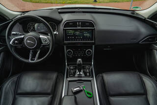 Прокат Jaguar XE — аренда авто в Калининграде — фото 24