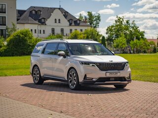 Прокат Kia Carnival — аренда авто в Калининграде — фото 1