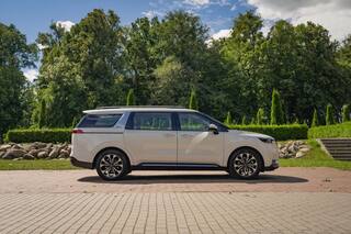 Прокат Kia Carnival — аренда авто в Калининграде — фото 5
