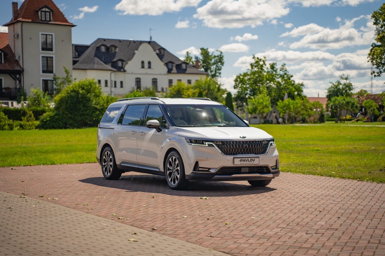 Kia Carnival 2020 — аренда авто в Калининграде — фото 4