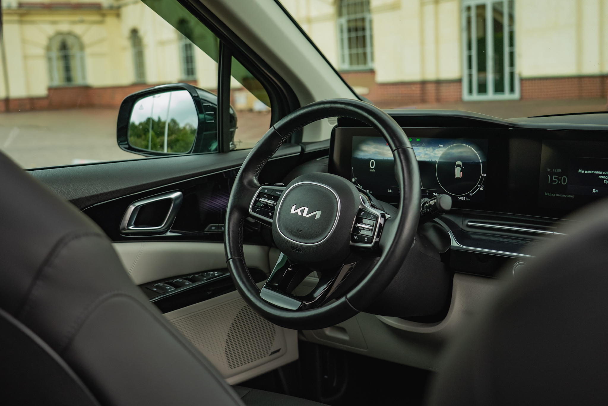 Прокат Kia Carnival (чёрный, 2021) — аренда авто в Калининграде — фото 26