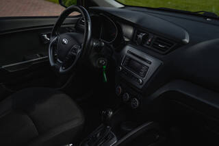 Прокат KIA RIO — аренда авто в Калининграде — фото 11