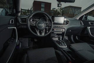 Прокат Kia Ceed — аренда авто в Калининграде — фото 10