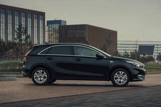 Прокат Kia Ceed — аренда авто в Калининграде — фото 4