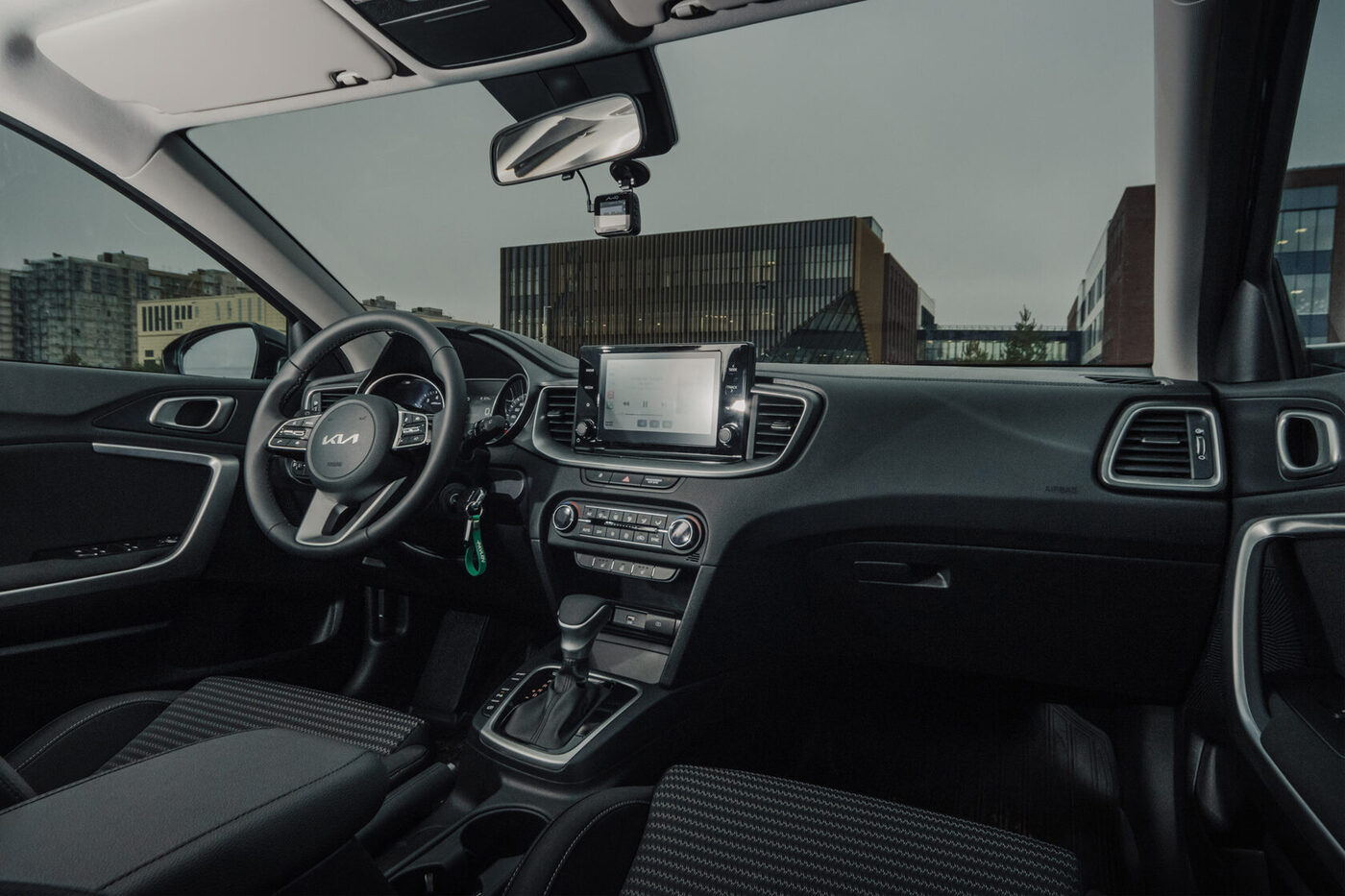 Kia Ceed 2022 — аренда авто в Калининграде — фото 11