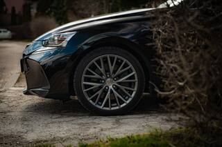 Прокат Lexus IS 200 — аренда авто в Калининграде — фото 4