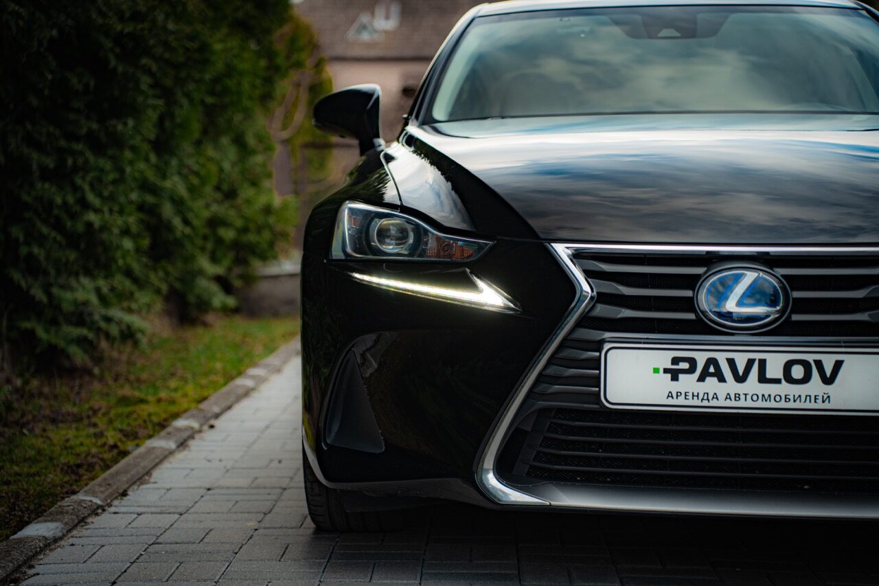 Lexus IS 2016 — аренда авто в Калининграде — фото 7