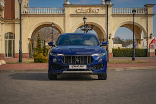 Прокат Maserati Levante — аренда авто в Калининграде — фото 3