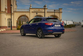 Прокат Maserati Levante — аренда авто в Калининграде — фото 7