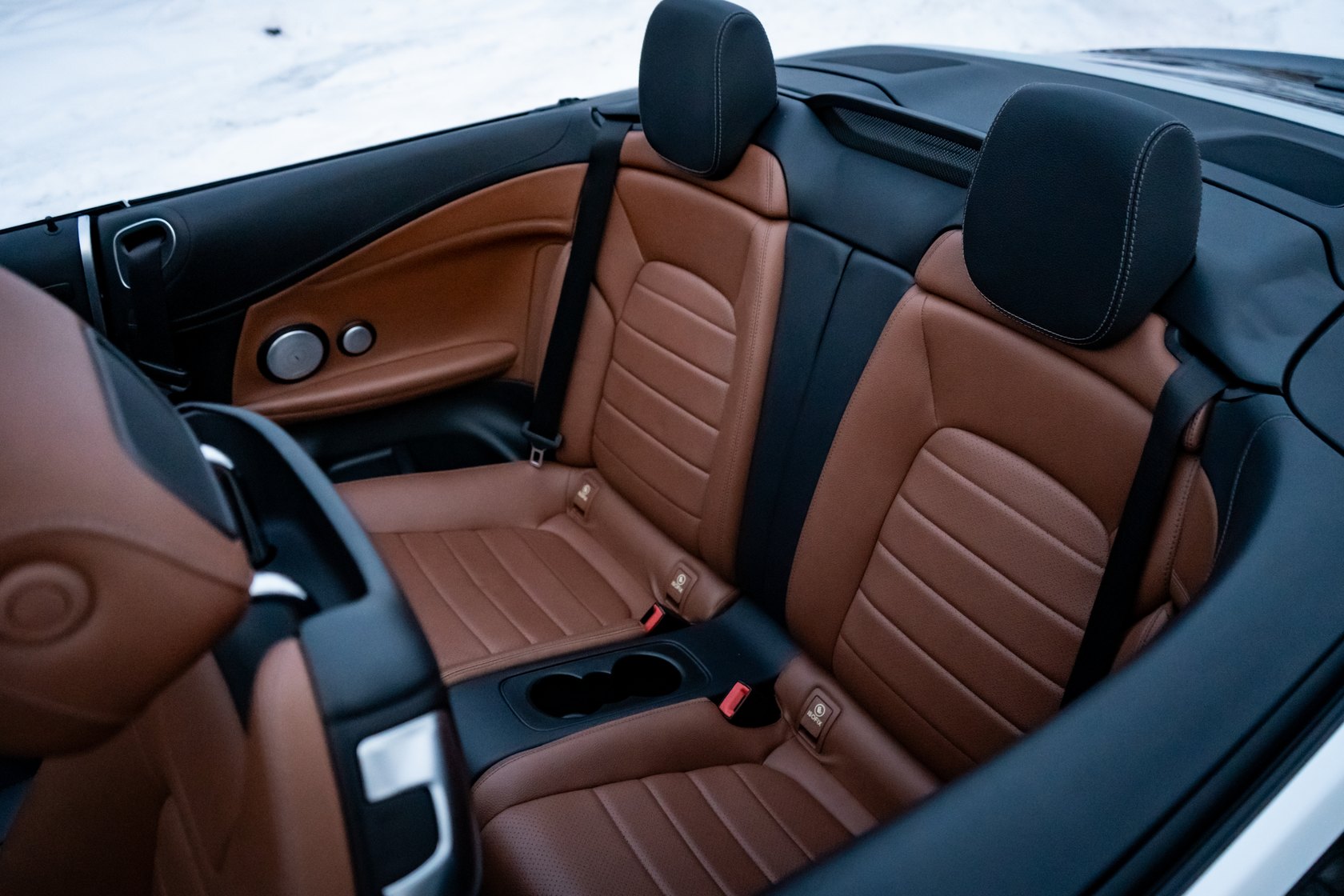 Mercedes-Benz C300 cabrio 2018 — аренда авто в Калининграде — фото 6