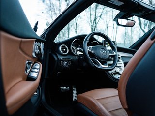 Прокат Mercedes-Benz C300 cabrio 2018 — аренда авто в Калининграде — фото 3