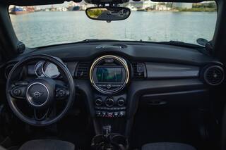 Прокат Mini Cooper Cabrio (серый, 2021) — аренда авто в Калининграде — фото 14