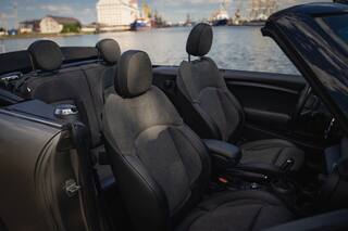 Прокат Mini Cooper Cabrio (серый, 2021) — аренда авто в Калининграде — фото 4