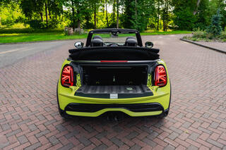 Прокат Mini Cooper Cabrio (жёлтый, 2023) — аренда авто в Калининграде — фото 19