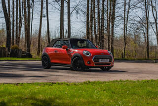 Прокат Mini Cooper Cabrio (красный, 2021) — аренда авто в Калининграде — фото 2