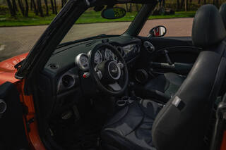 Прокат Mini Cooper S Cabrio (оранжевый, 2005) — аренда авто в Калининграде — фото 12
