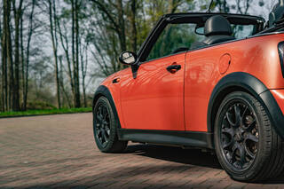 Прокат Mini Cooper S Cabrio (оранжевый, 2005) — аренда авто в Калининграде — фото 8