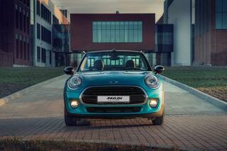 Прокат Mini Cooper Cabrio (серый, 2018) — аренда авто в Калининграде — фото 4