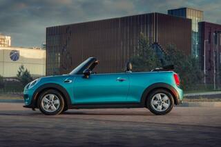Прокат Mini Cooper Cabrio (серый, 2018) — аренда авто в Калининграде — фото 10