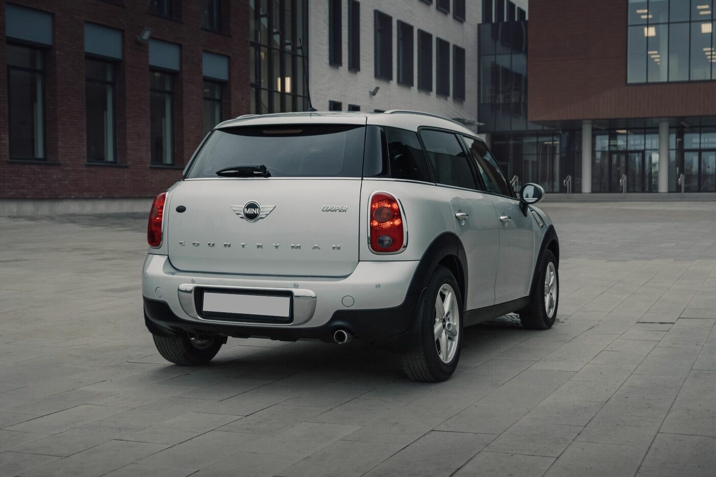 Mini Cooper Countryman 2014 — аренда авто в Калининграде — фото 4