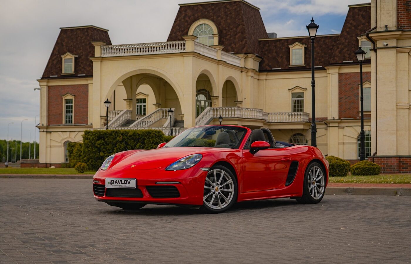 Porsche 718 Boxster 2018 — аренда авто в Калининграде — фото 2