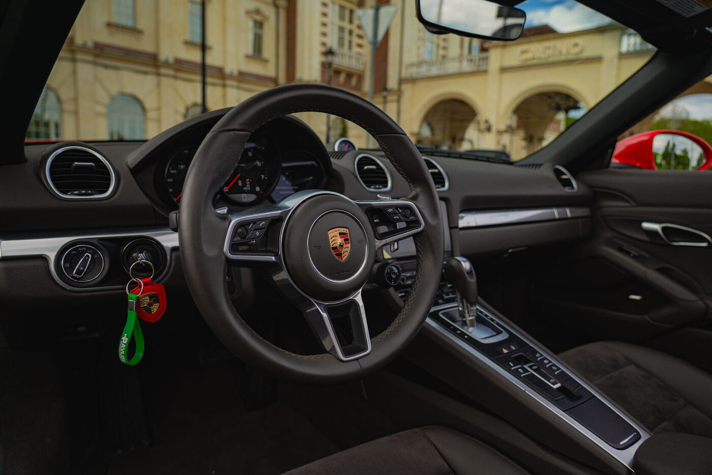 Porsche 718 Boxster 2018 — аренда авто в Калининграде — фото 12