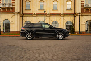 Прокат Porsche Cayenne — аренда авто в Калининграде — фото 3