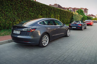 Прокат Tesla Model 3 — аренда авто в Калининграде — фото 11