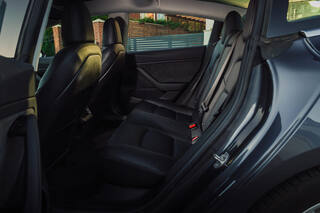 Прокат Tesla Model 3 — аренда авто в Калининграде — фото 9