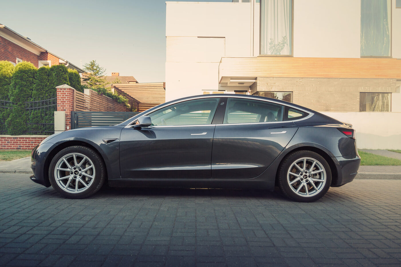 Tesla model 3 2019 — аренда авто в Калининграде — фото 5